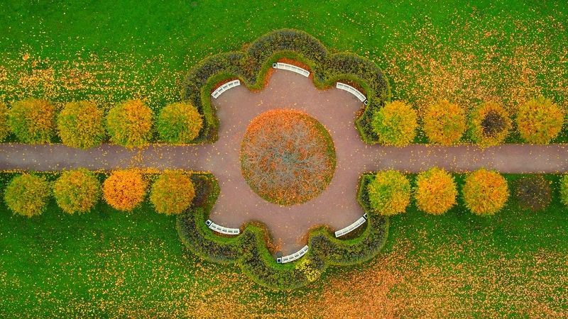 Geometry of October фото превью