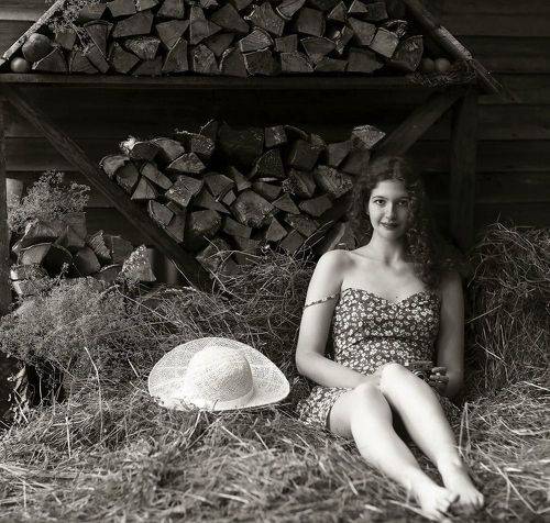 Из серии - в сенцах