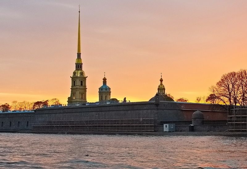 Тёплый вечер белой ночи фото превью