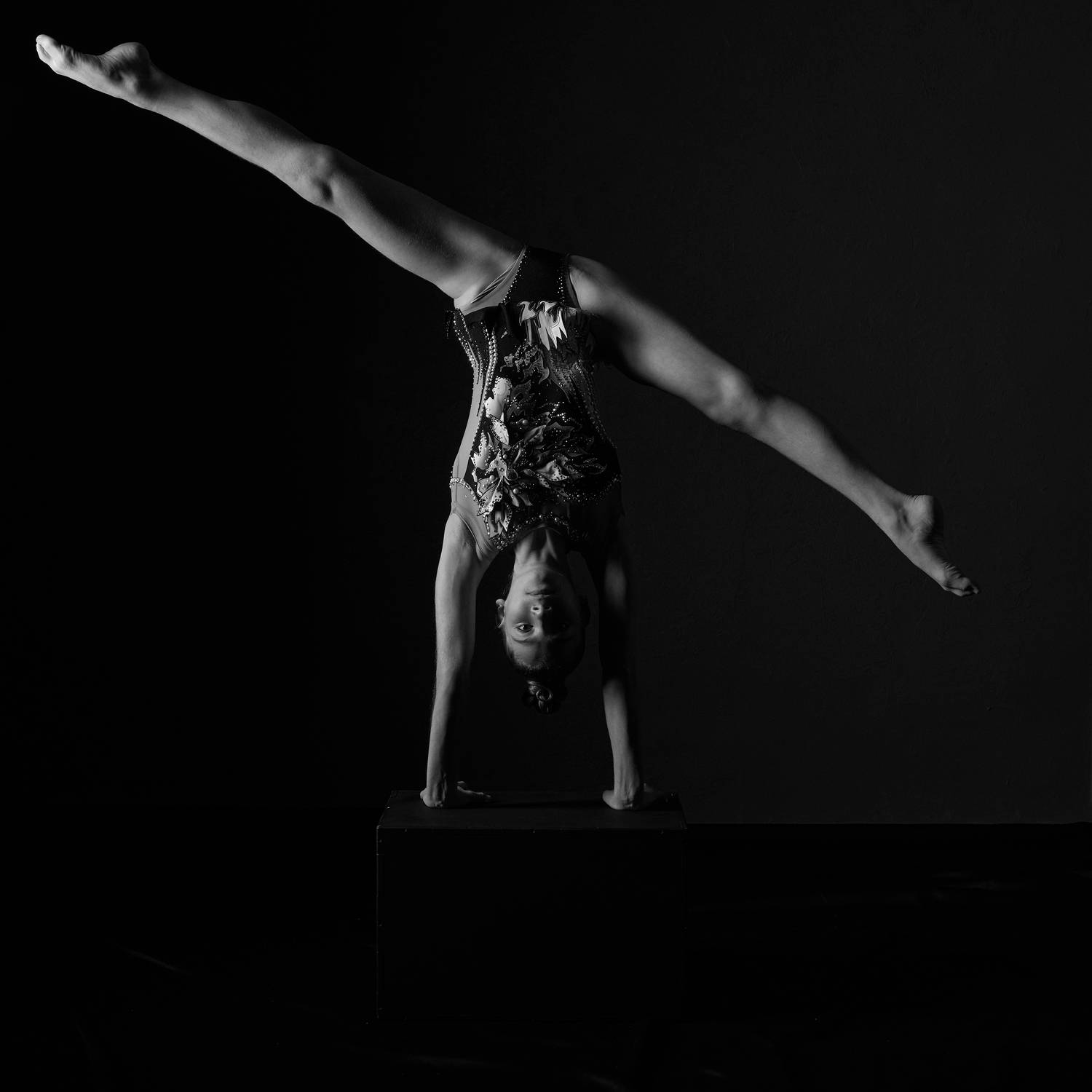 портрет, спорт, гимнастика , акробатика ,шпагат, стойка на руках,, Василий Кувакин