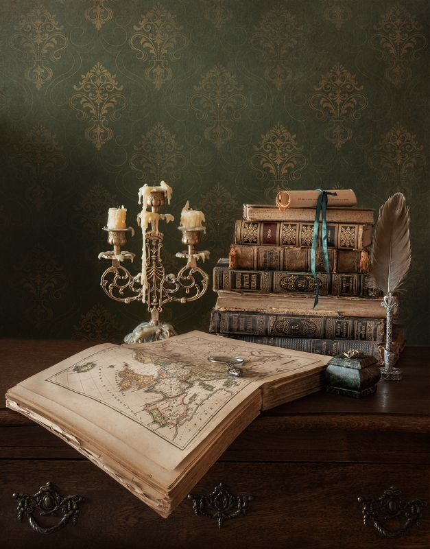 Книги , это порталы, открывающие читателю проход в другой мир. фото превью