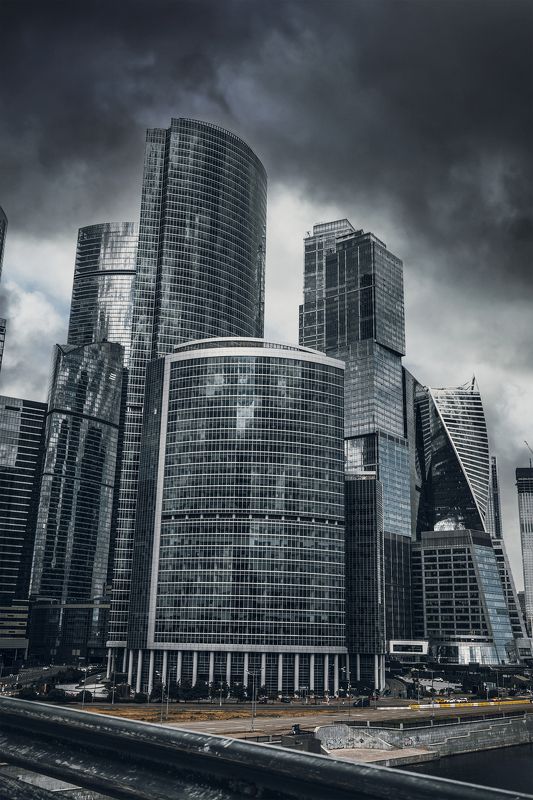 Зиккурат. Москва. XXI век. фото превью