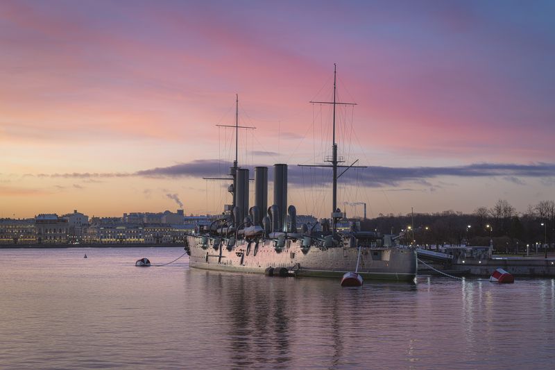 санкт-петербург , питер , аврора , нева , петроградка , рассвет Аврора и стальные отблески рассвета фото превью