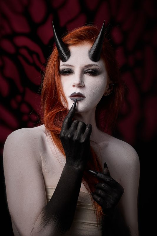 Демон фото превью