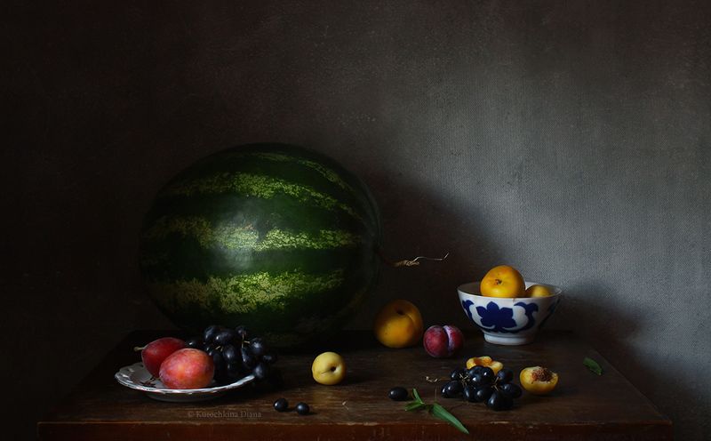 натюрморт, арбуз, фрукты арбуз и фрукты фото превью