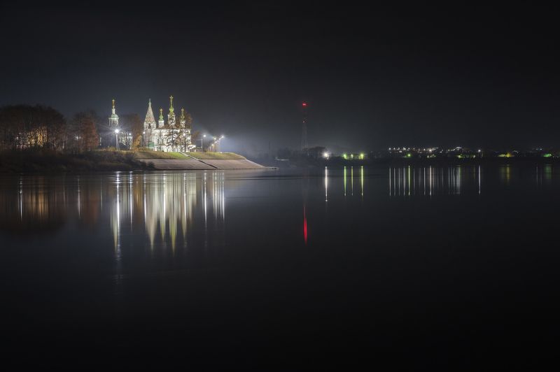 Ночной берег Сухоны фото превью