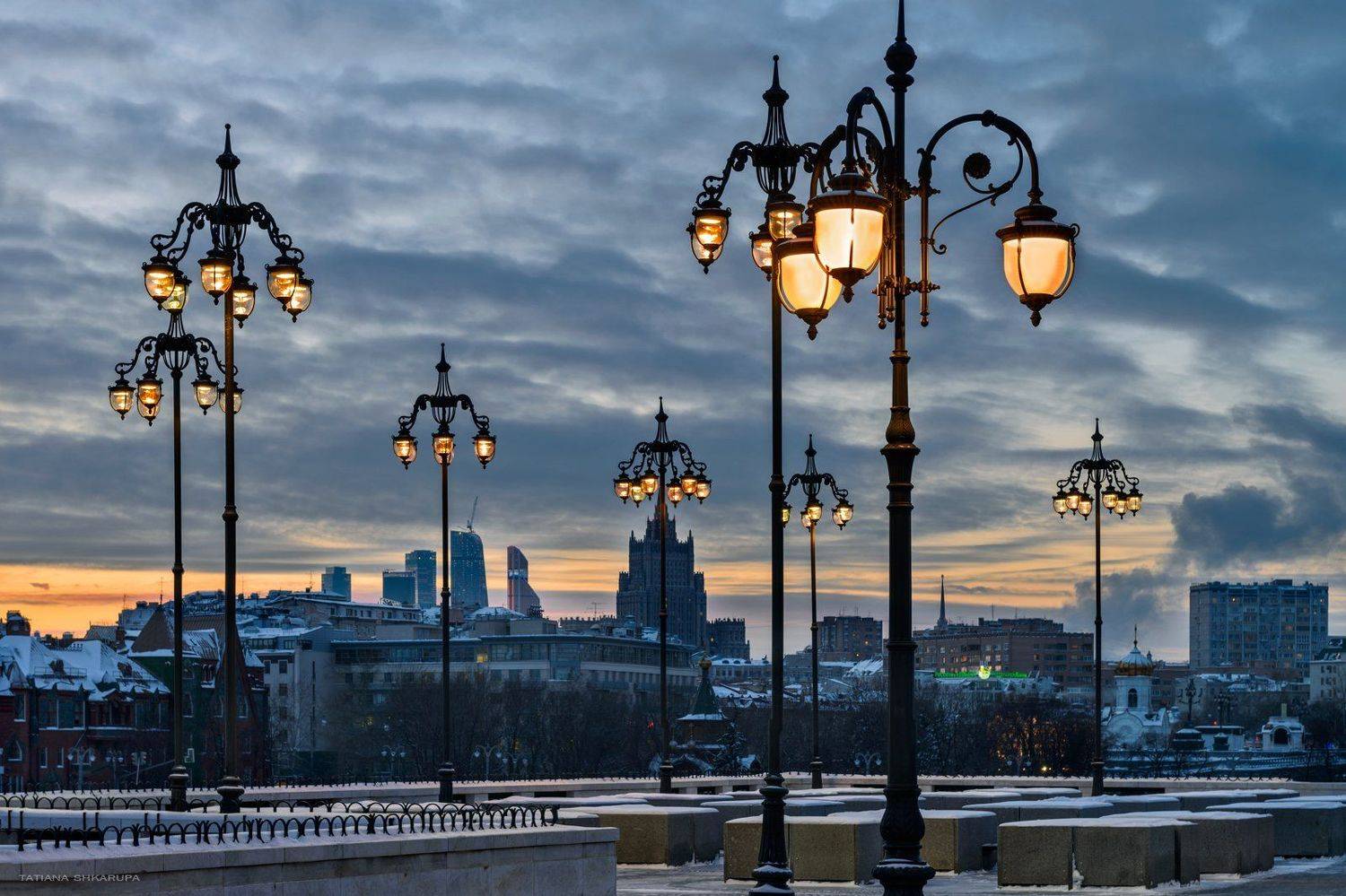 фонарь, свет, закат, москва, патриарший мост,, Татьяна Шкарупа