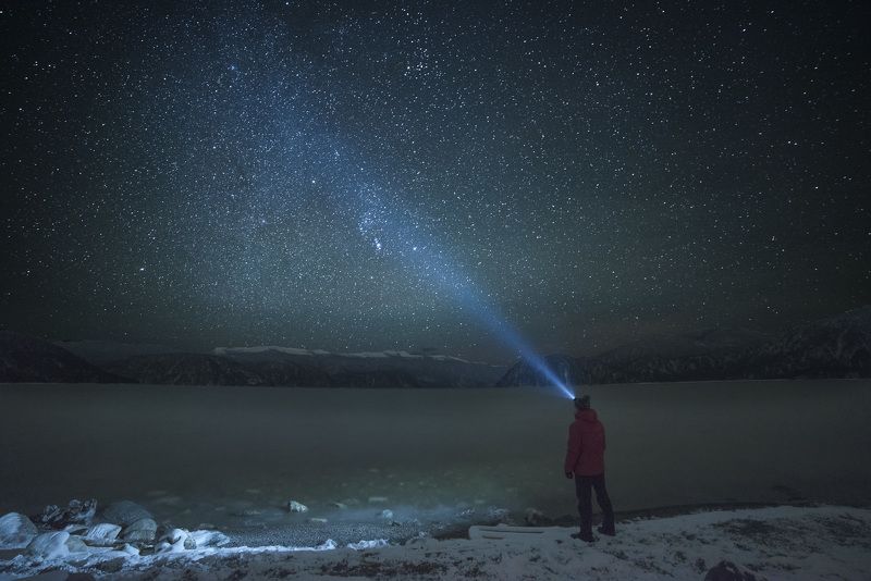 природа, пейзаж, звезды, небо, ночь, горы, озеро Миллиарды звезд фото превью