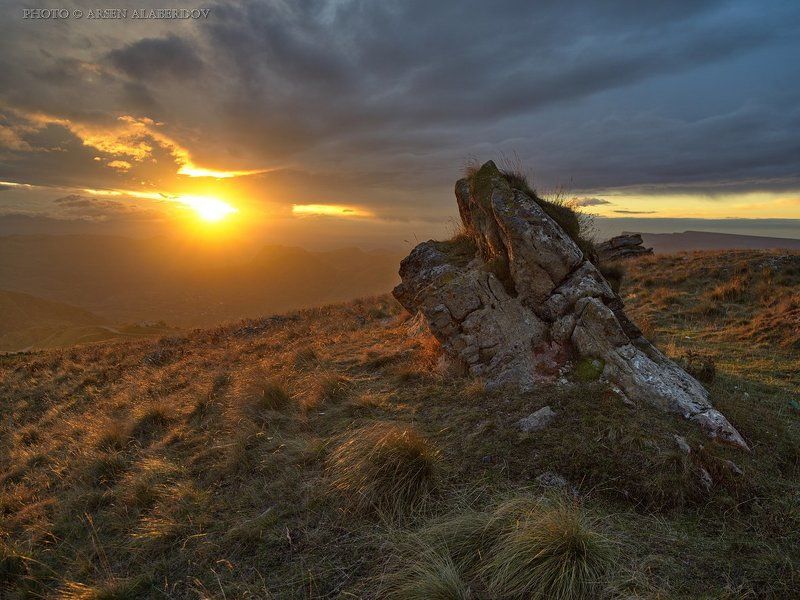 КАМЕНЬ И СОЛНЦЕ фото превью