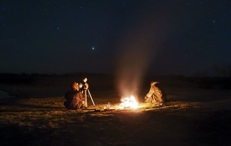 звезды, костер, ночь, астрофото, телескоп, наблюдения, звездная ночь, холод, зима У костра фото превью
