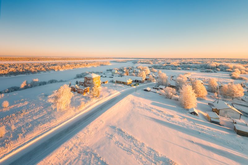Зимний пейзаж глубинки Русского Севера фото превью