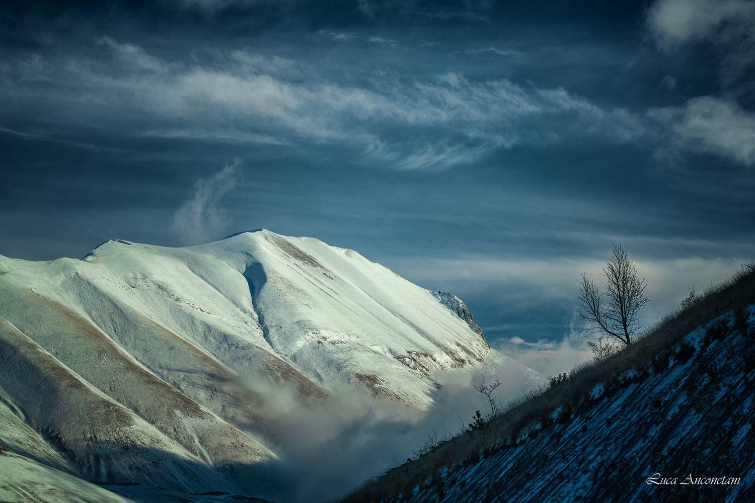 winter umbria italy snow vettore castelluccio di norcia, Anconetani Luca