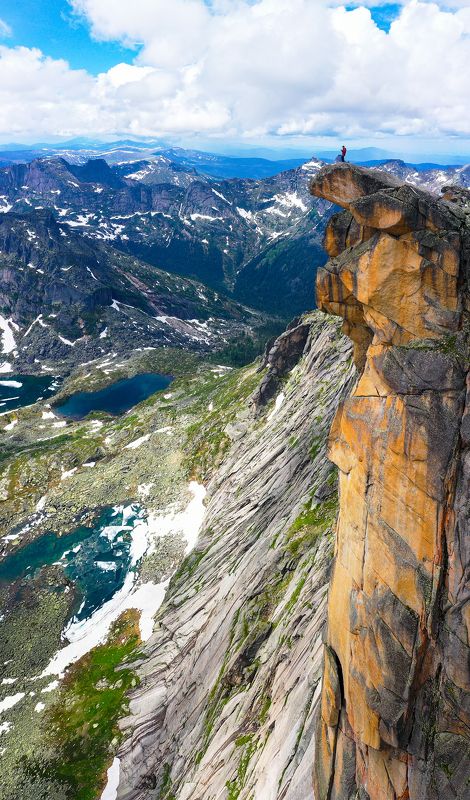 зуб дракона, пик зуб дракона, ергаки, красноярский край, саяны, хакасия, сибирь, тайга На краю зуба фото превью