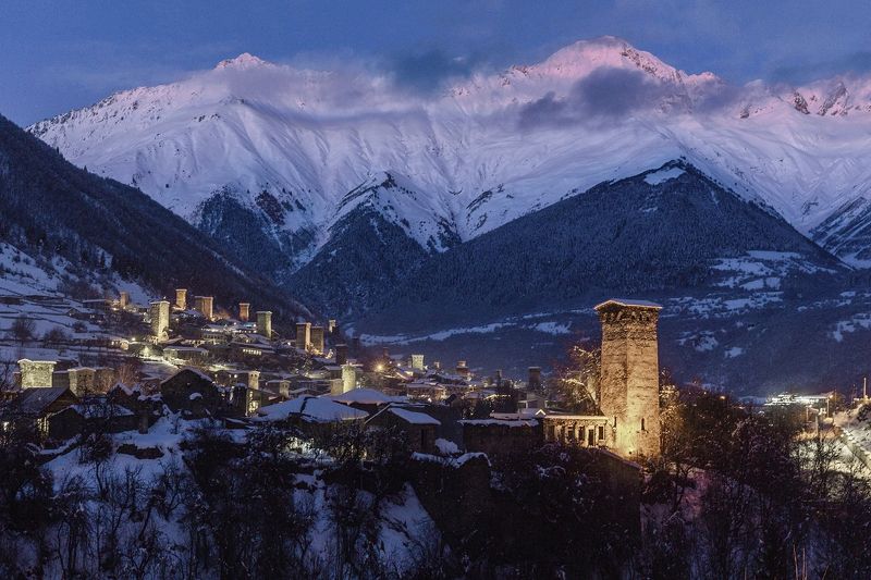 Under Banguriani Mount фото превью