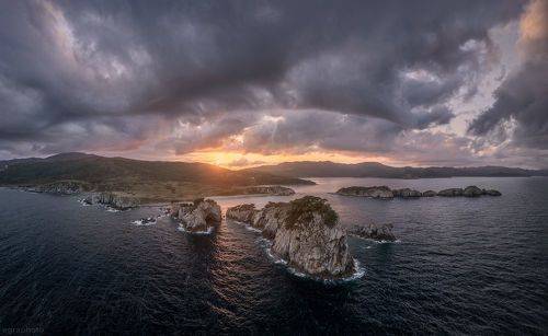 Приморье - Тёплая бухта, острова Спасения, мыс Астафьева