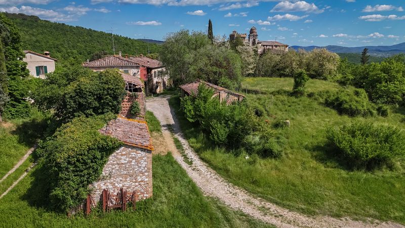 Frosini, Italy фото превью