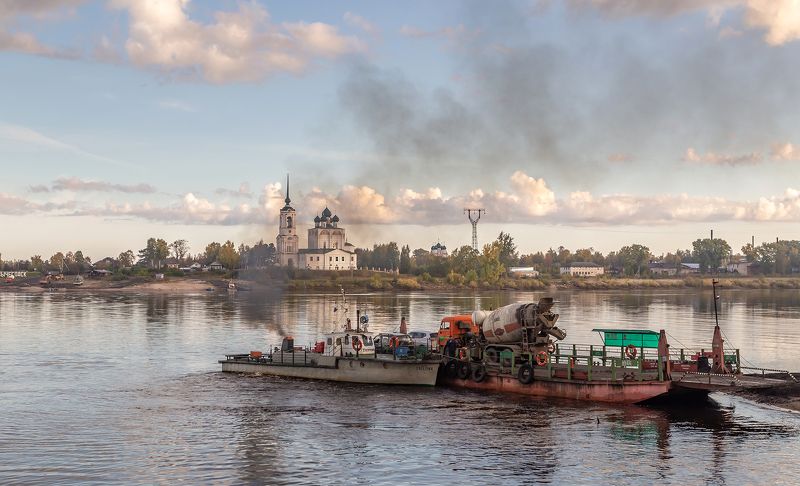 паром, баржа, машина, вычегда, сольвычегодск. Переправа. фото превью