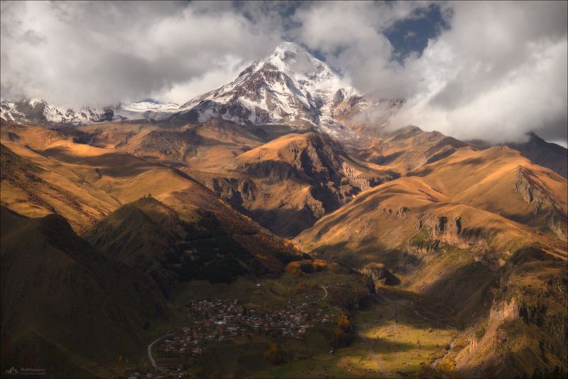 грузия, верхняя сванетия, казбек, казбеги, степанциминда, гергети, гергетис цминда самеба, фототур в грузию, фототур в сванетию, фототуры 2025, phototravel.pro Ускользающие тени .. фото превью