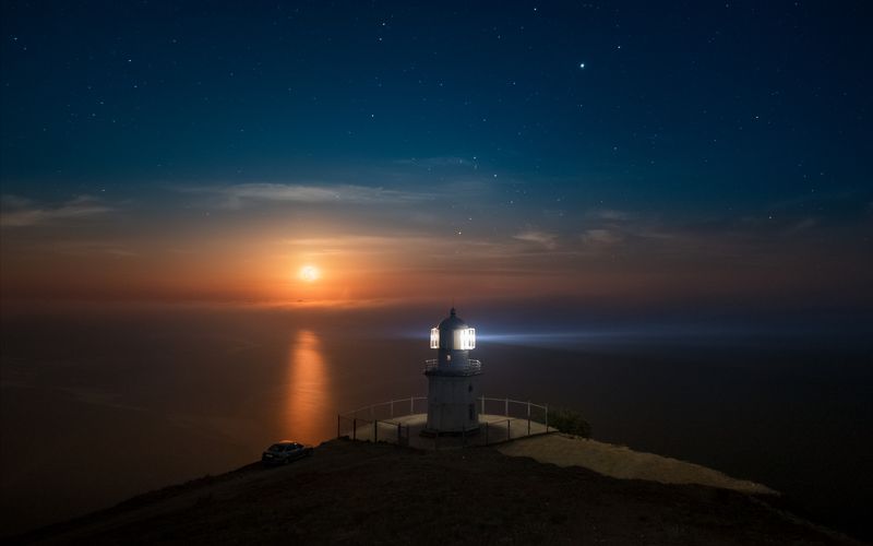 Меганом. Маяк фото превью