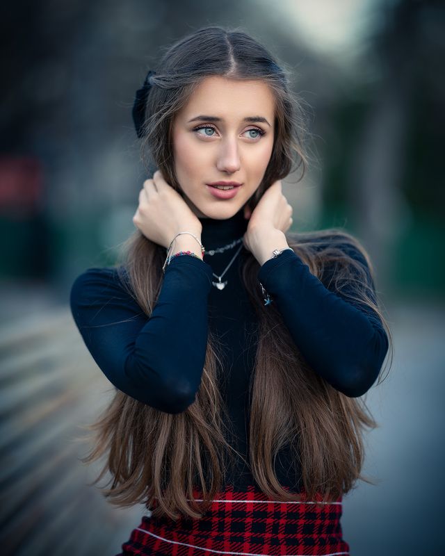 Девушка фото превью