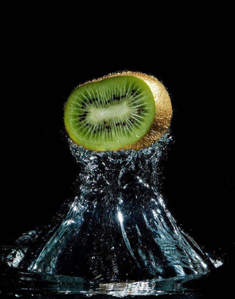киви, вода, рекламное фото, Владимир Добриденев