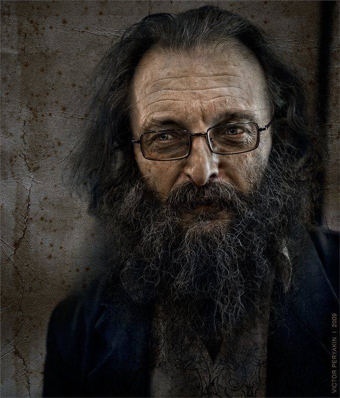 , Виктор Перякин