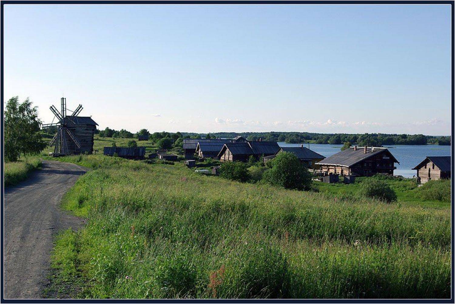 деревня,мельница,дорога,озеро, Солодухин Виктор