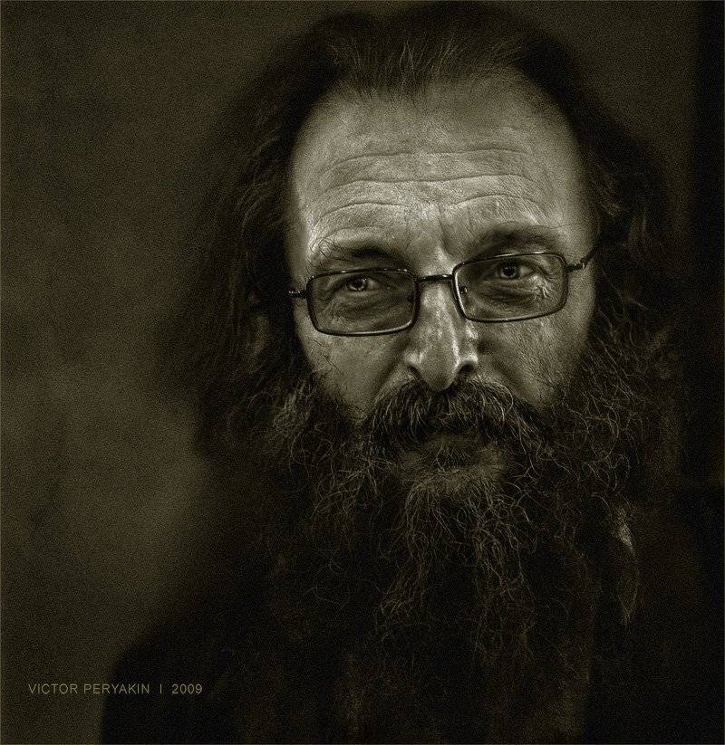 , Виктор Перякин