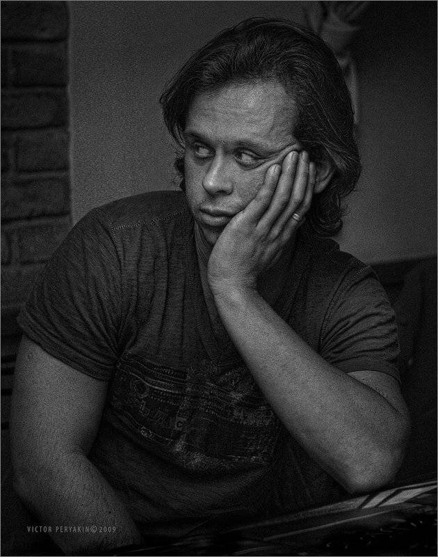 , Виктор Перякин