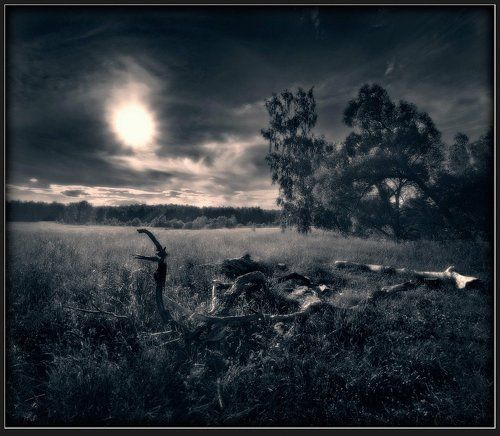 Солнце клонится к закату...