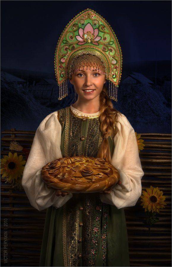 , Виктор Перякин