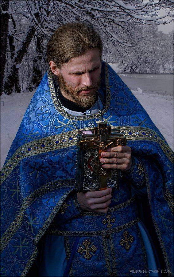 , Виктор Перякин