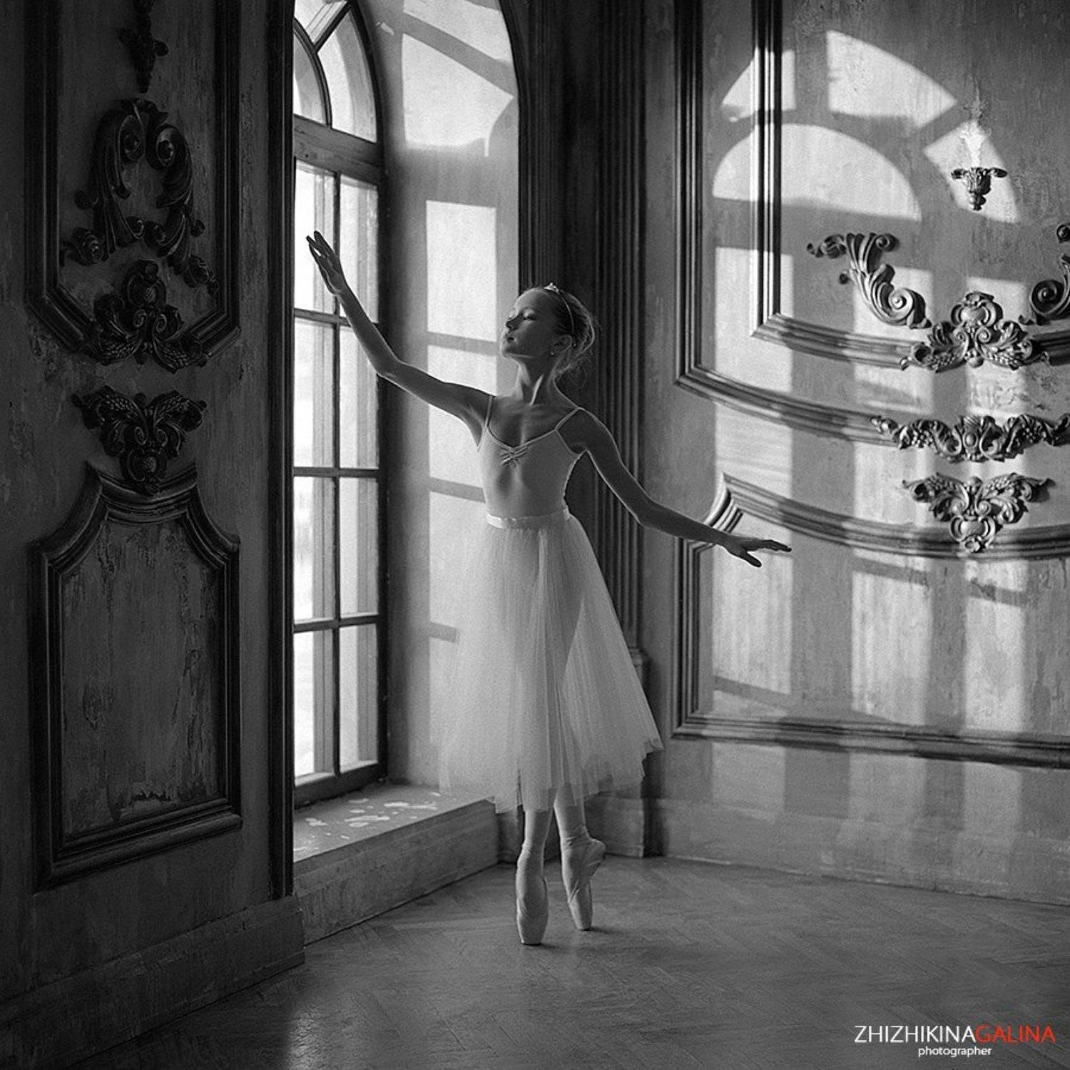 девочка, жанр, искусство, балет, балерина, лицо, креатив, портрет, фотография, фотосессия, свет, солнце, студия, фотостудия, окно, ч/б, 6х6, m-format, girl, middle, film, b&w, soul, photo, photography, girl, ballet, dancer, nature, li, Galina Zhizhikina