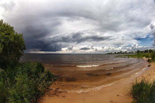 Берег озера Пено