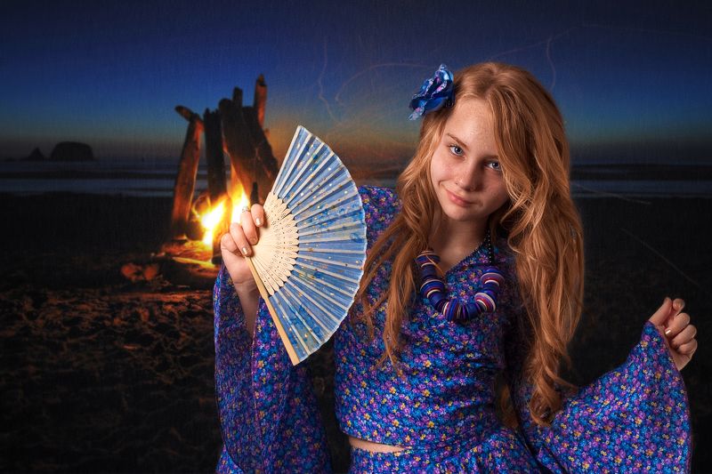 рыжая, цыганка, девочка, огонь, костёр, веер, танец, веснушки, цветы, букеты, корзина, венок, рыжая Рыжая фото превью