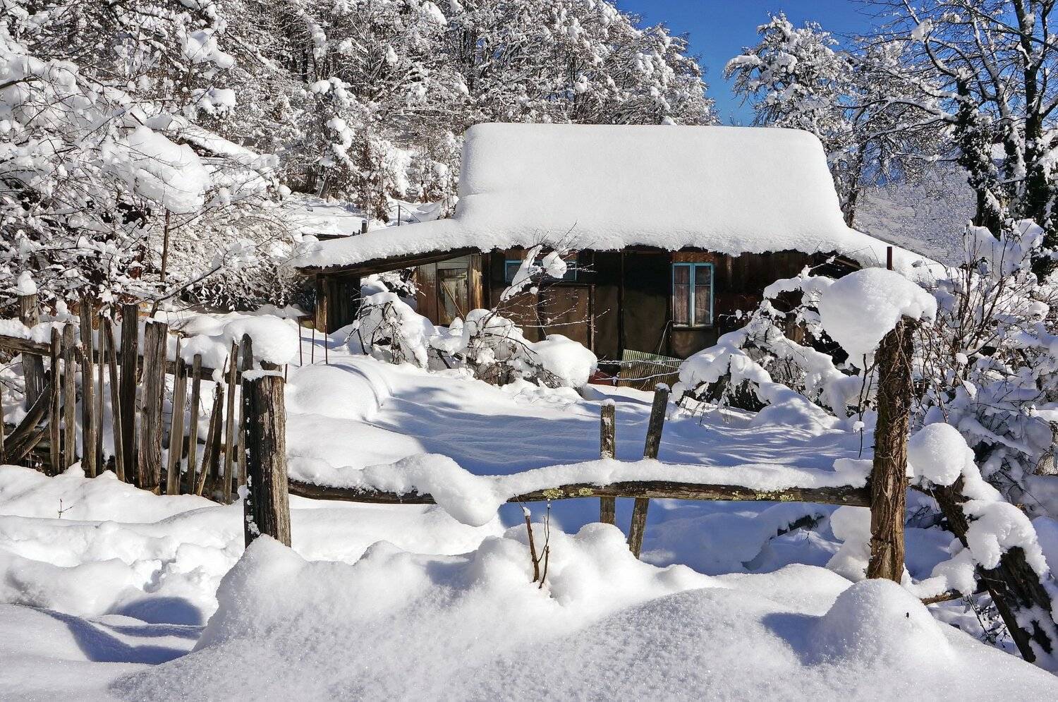 зима хижина , Евгений Никишин