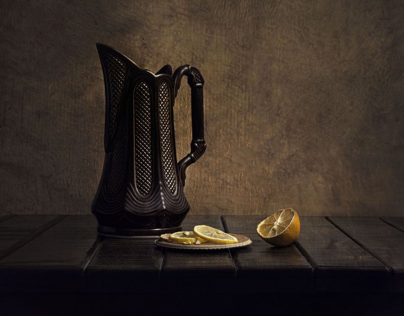 Still life with lemon фото превью