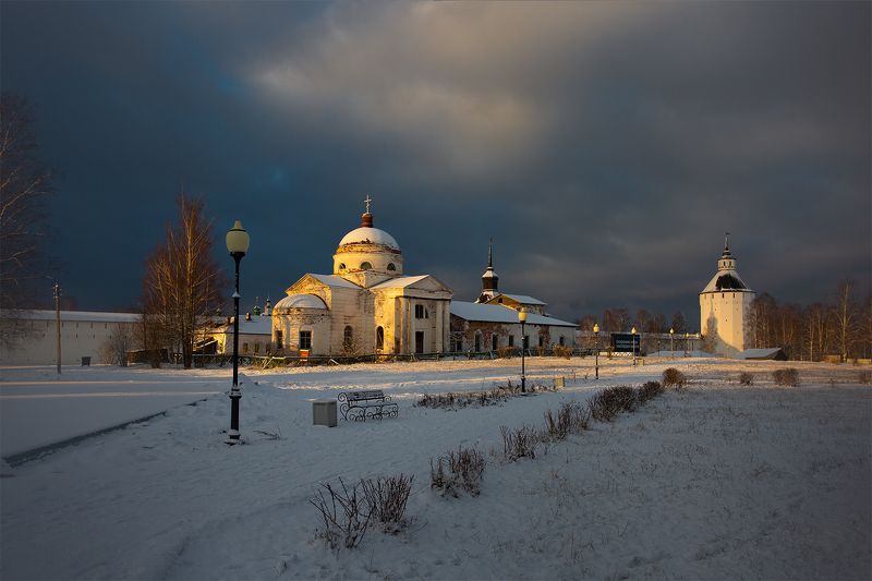 кириллов, церковь, храм, зима В Кириллове фото превью