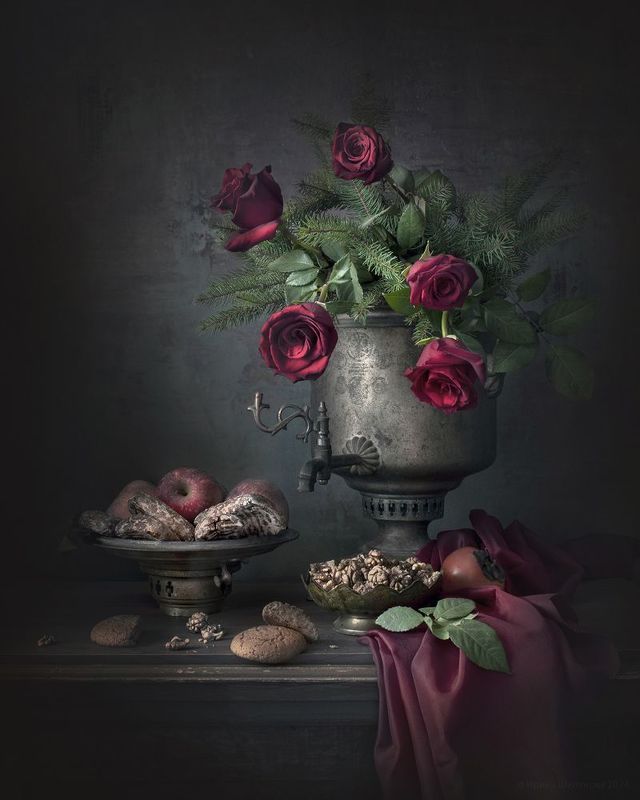 Красные розы фото превью