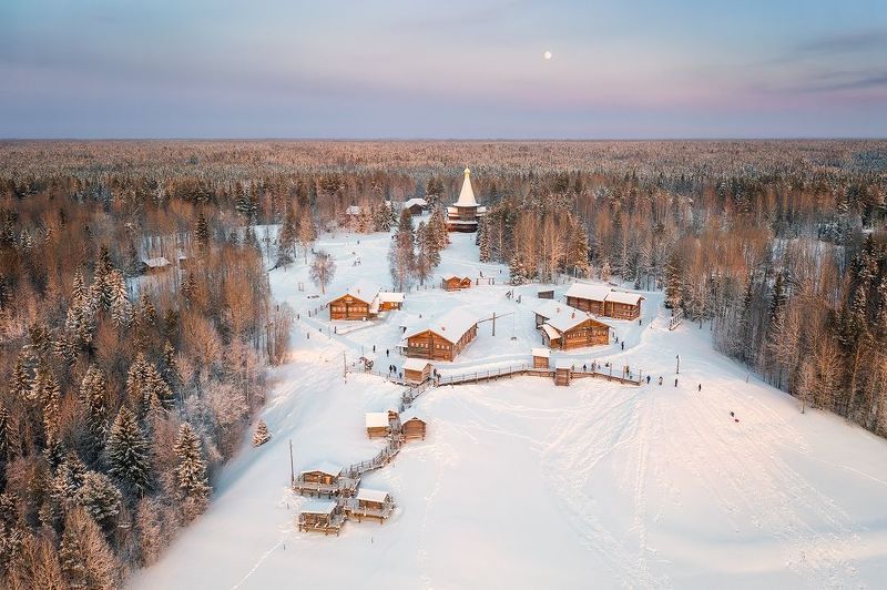 Зимний вечер в Малых Корелах фото превью
