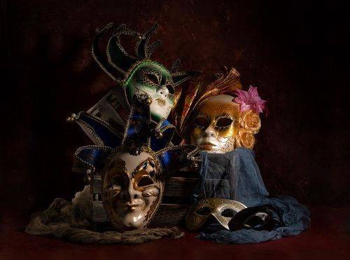 После карнавала...