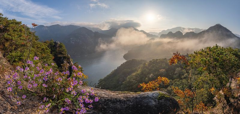 Early autumn morning on the Namhan River фото превью