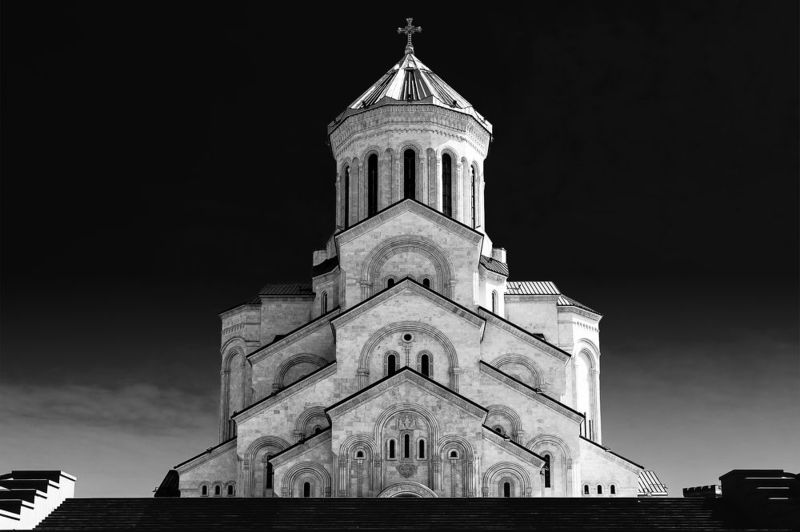 Тбилиси, собор Цминда Самеба фото превью