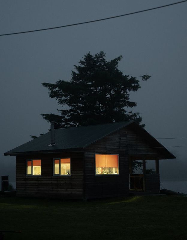Домик в сумраке  фото превью