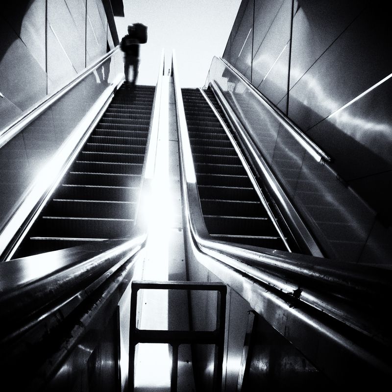 Metro фото превью