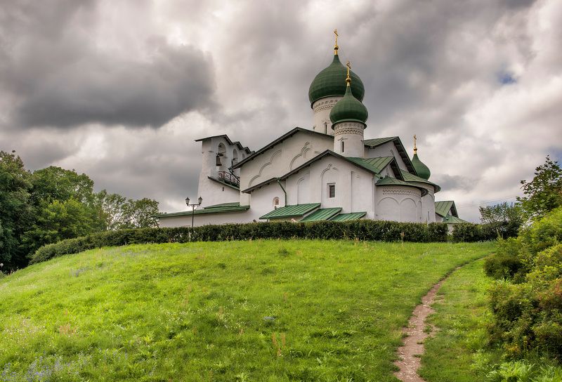 богоявленская,петра и павла,успения с пароменья Псковские церквушки фото превью