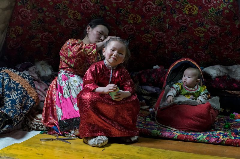 Ямал, Полярный Урал, ненцы, семья Мамины дочки фото превью