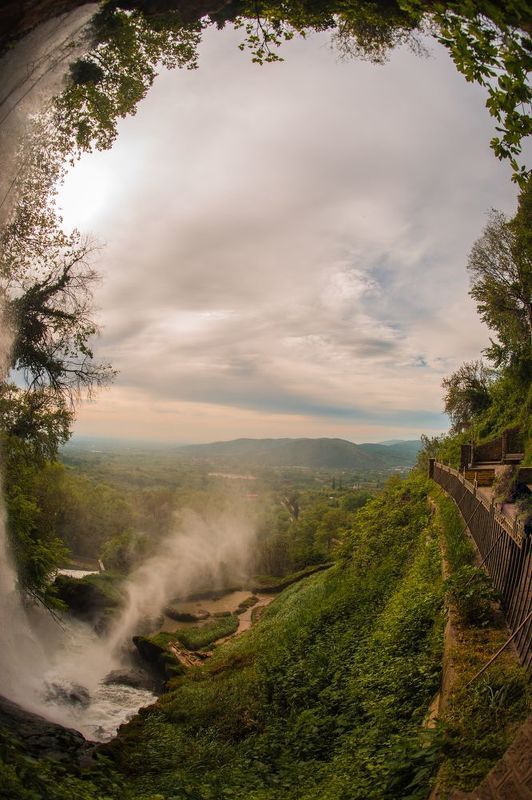 Эдесса в рамке. Греция фото превью