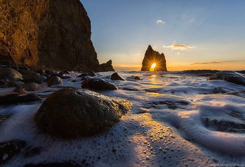 Золотые ворота Карадага