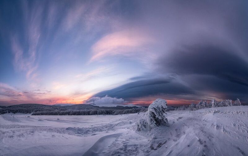 Winter is painting